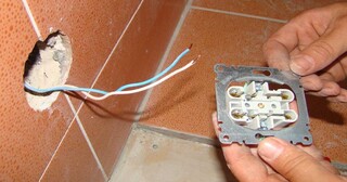 Замена розеток в Ельце в октябре