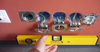 Установка розеток в Ельце в октябре